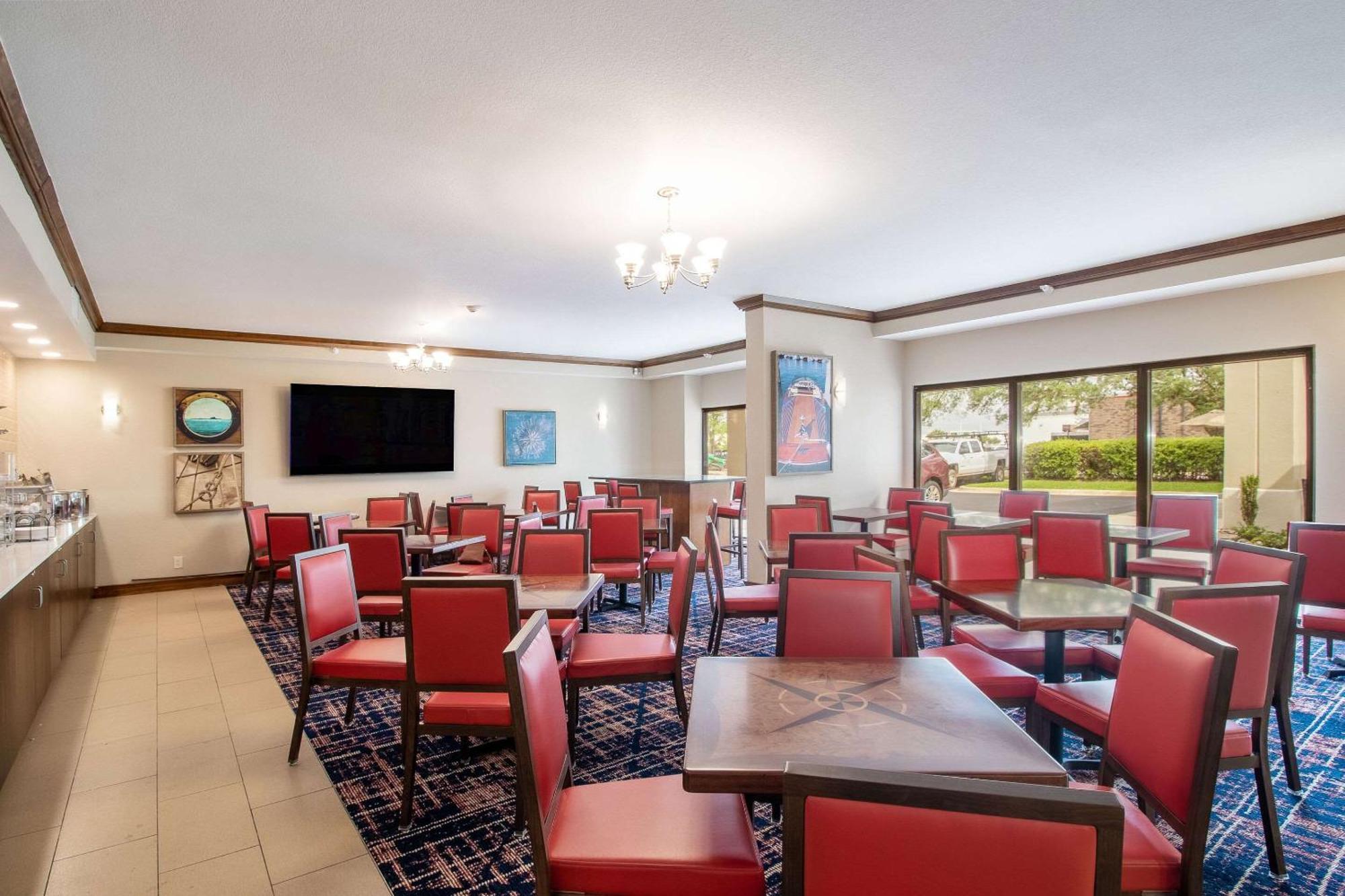 Econo Lodge Inn & Suites Foley-North Gulf Shores Exterior foto